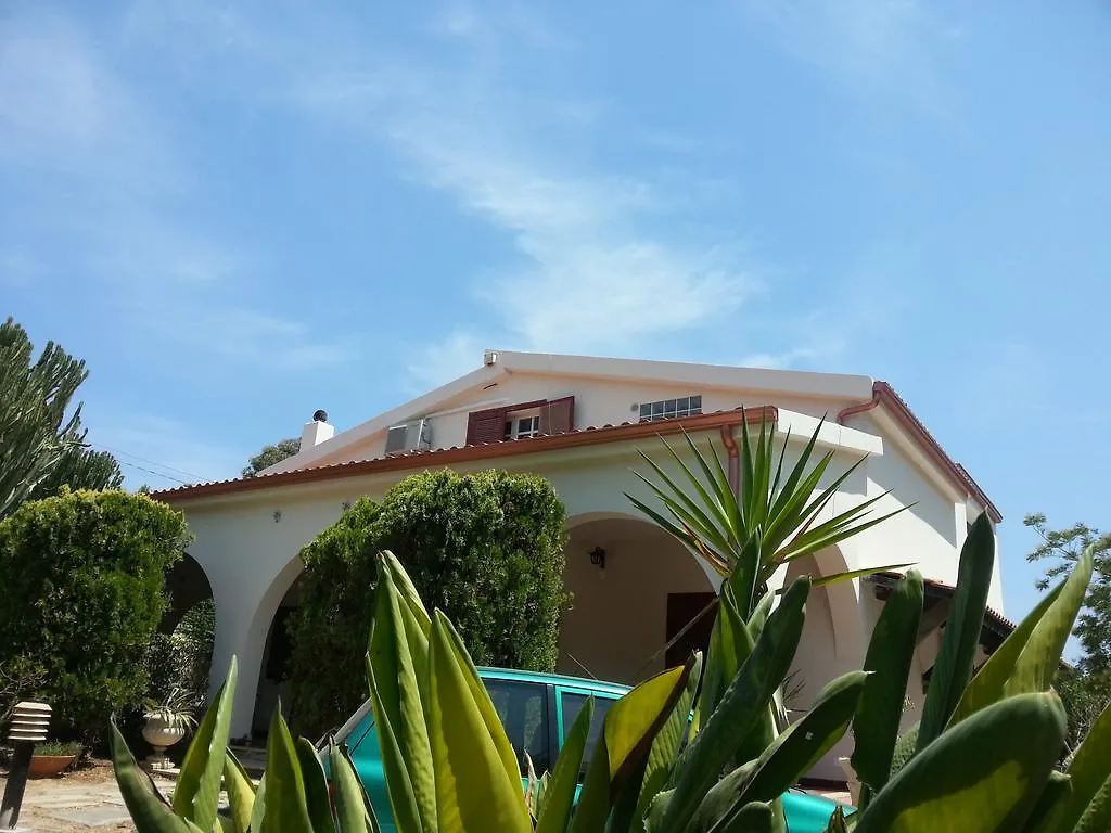 דירה סירקוזה Villa Barone